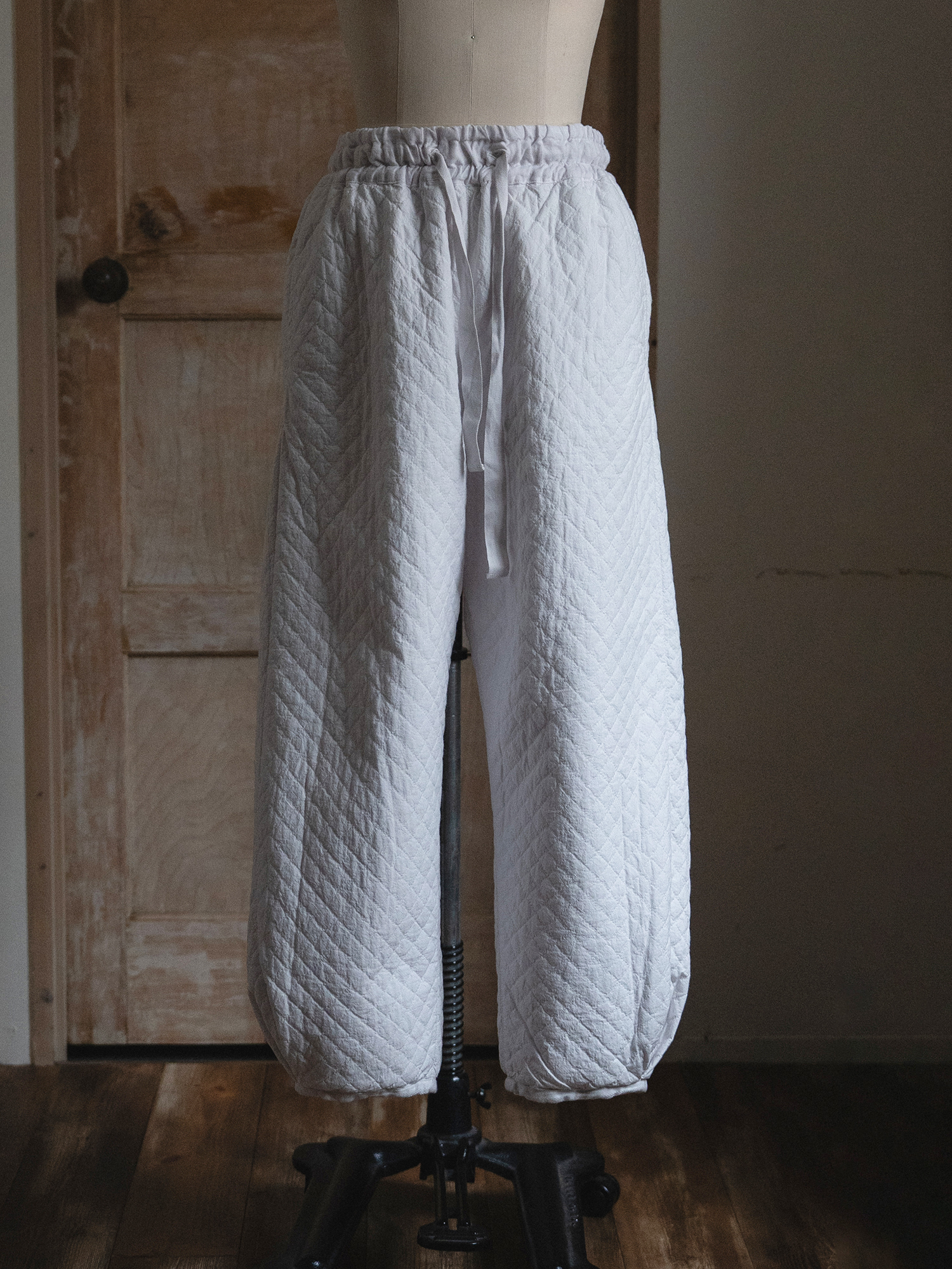 キルティングパンツ