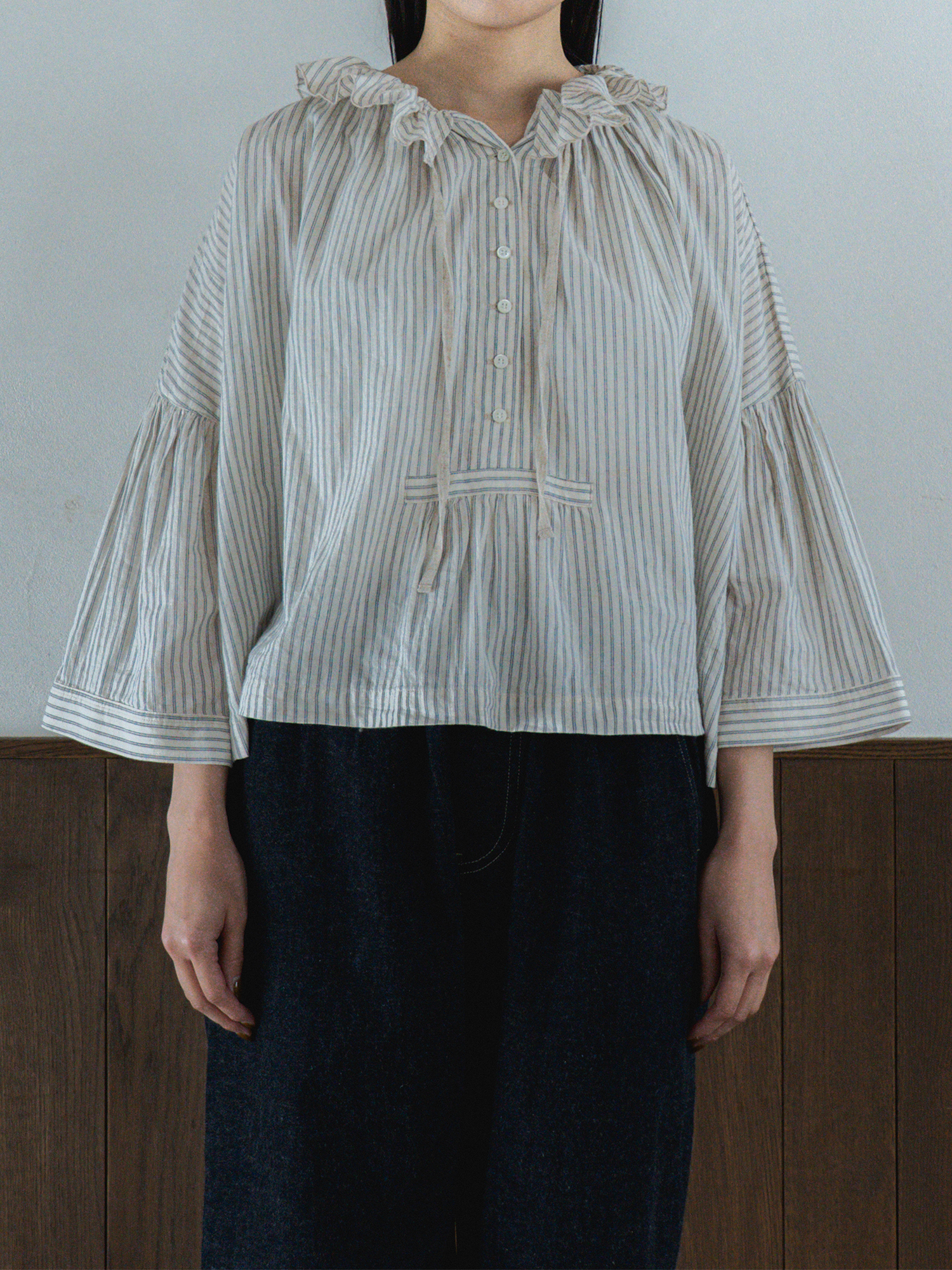 ストライプブラウス