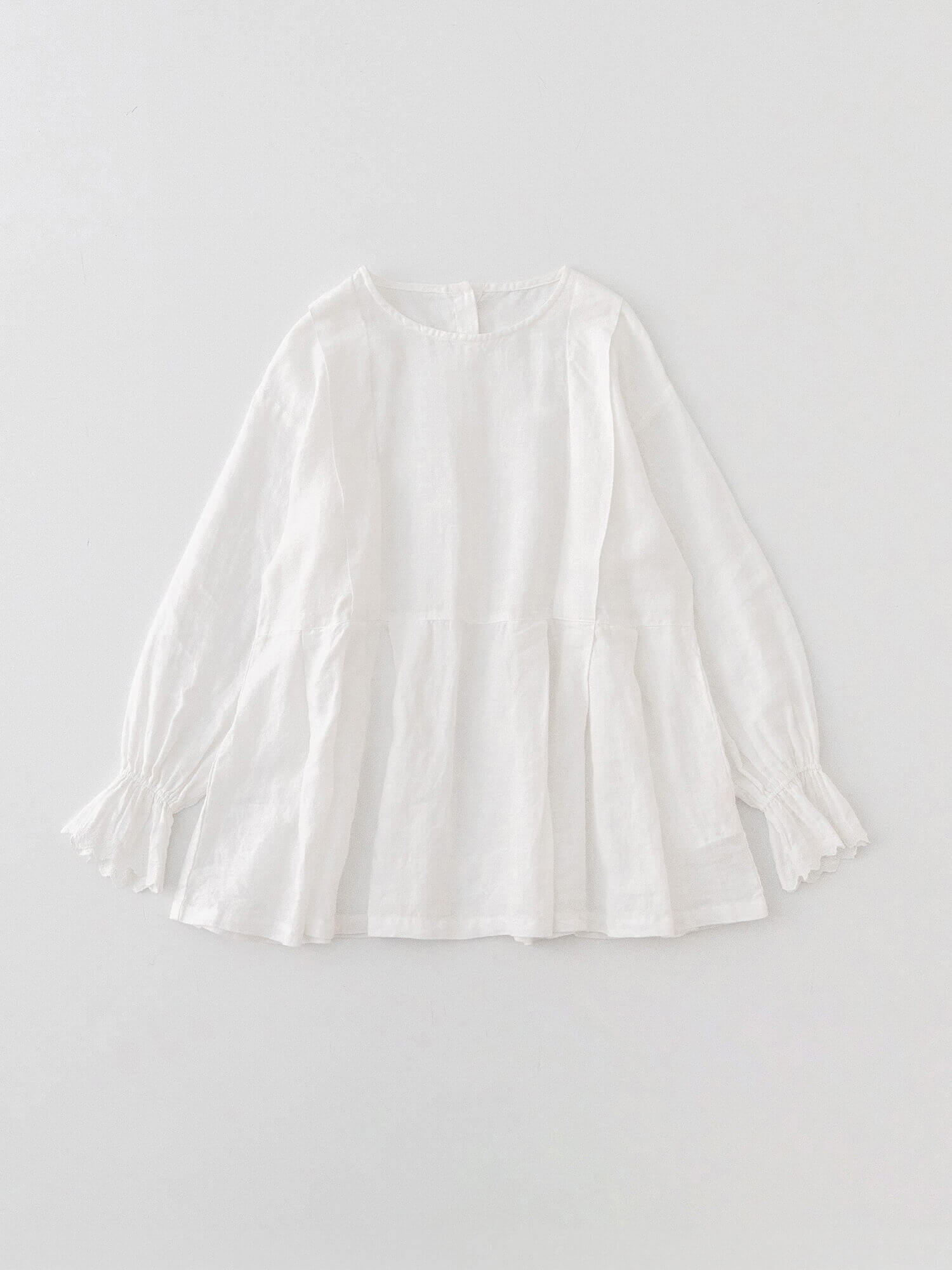 Linen Scallop Lace Two-way Pleated Blouse