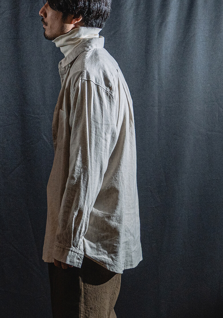 起毛リネンシャツの着用画像