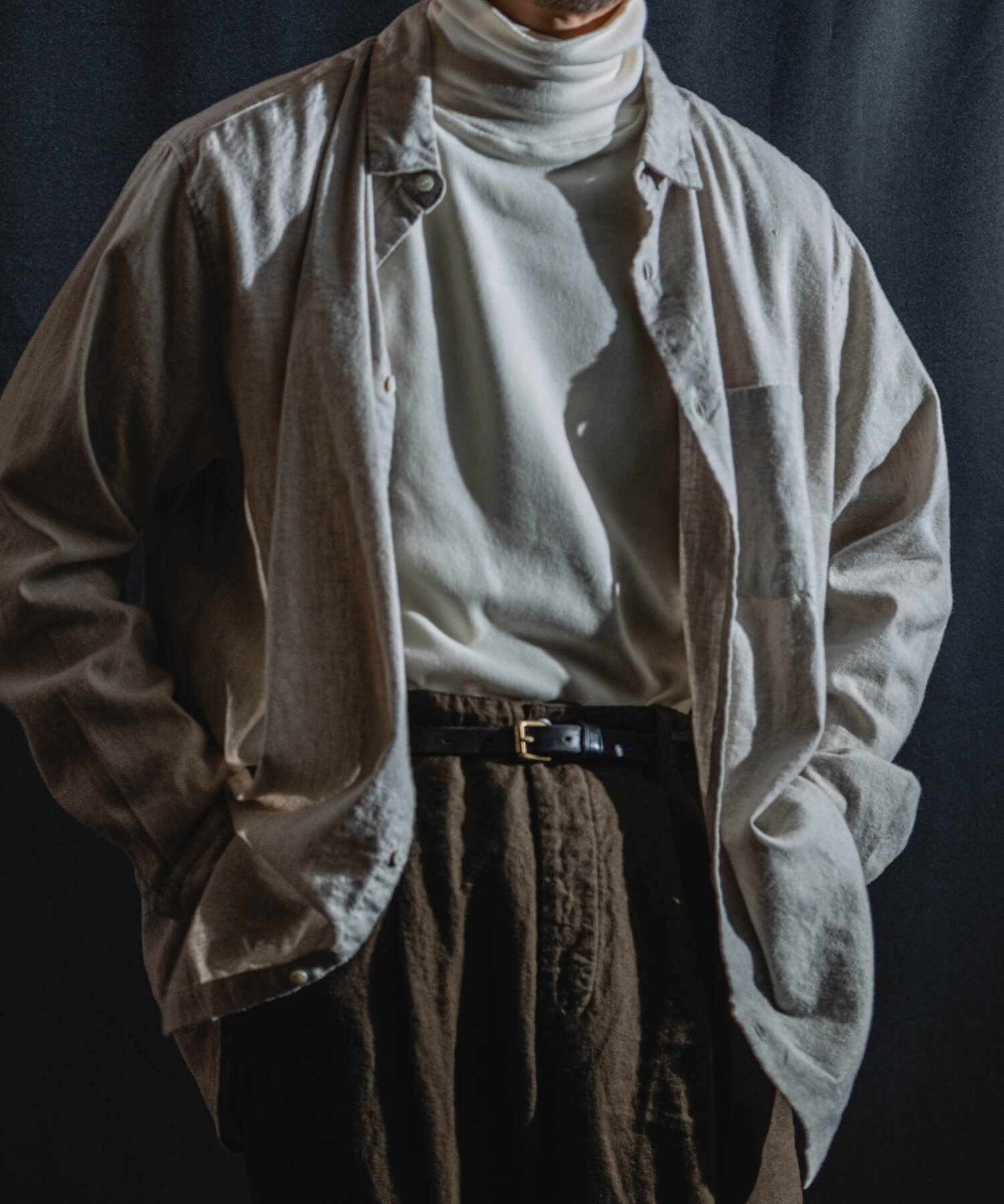 起毛リネンシャツの着用画像