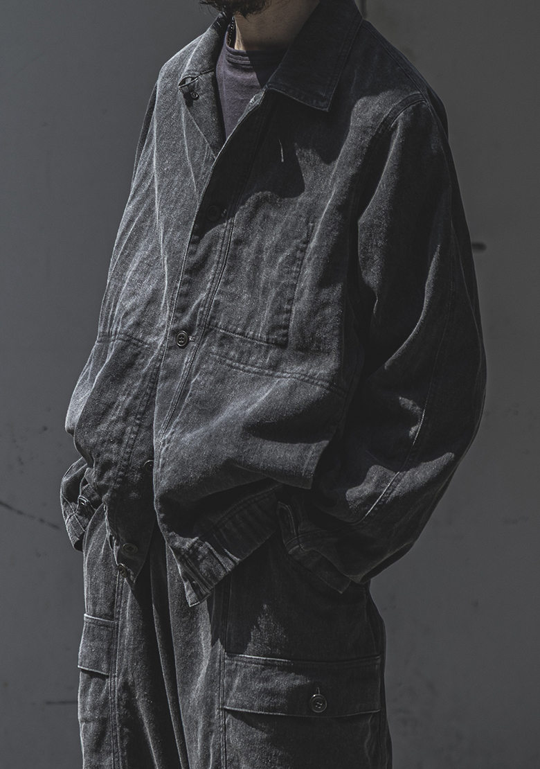 Cotton Linen Pigment-Coate Blousonの着用画像