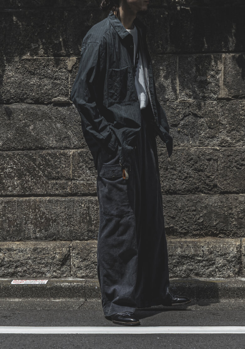 Wool Linen Mélange Stripe Easy Wide Pantsの着用画像
