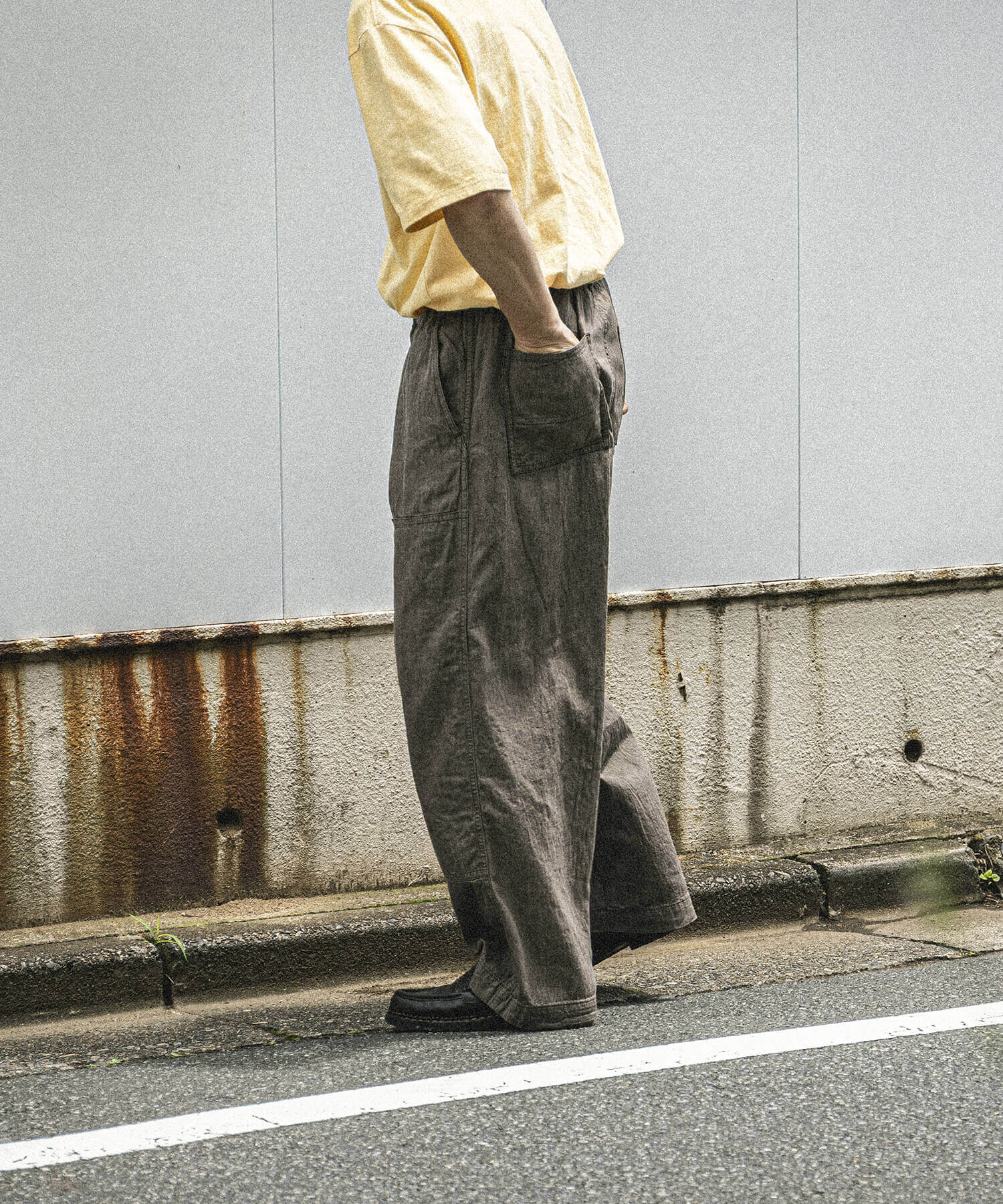 モカのデニム着用画像