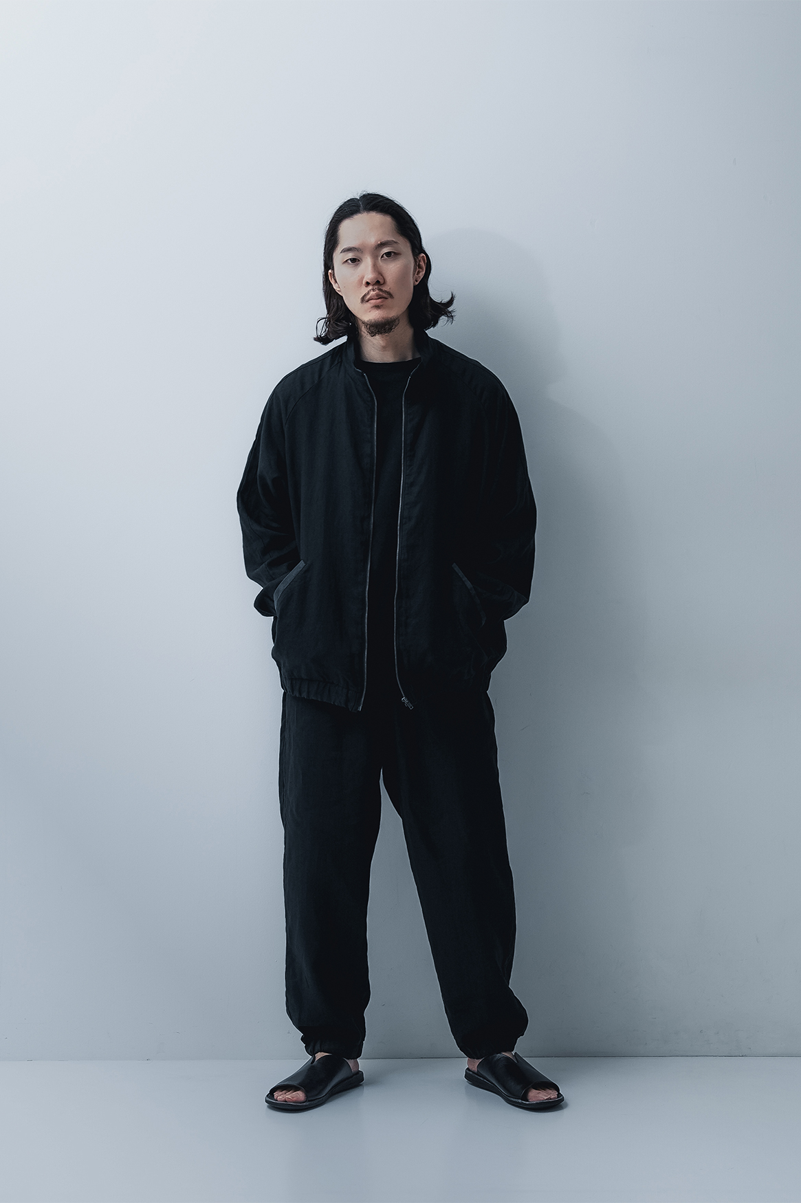ヘアラインシャツ長袖の着用画像
