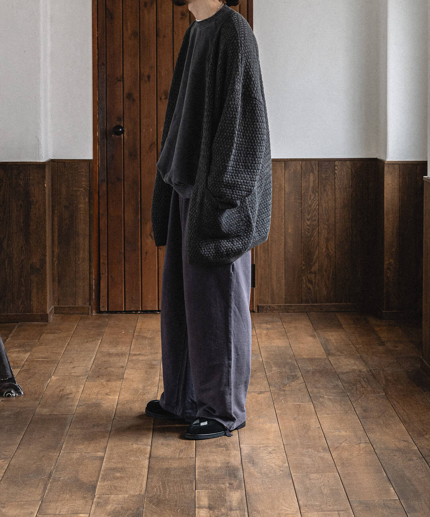 裏毛スウェットパンツの着用画像