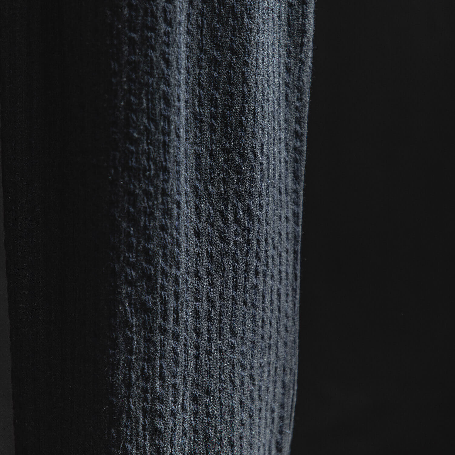 Wool Linen Mélange Stripe Easy Wide Pantsの着用画像