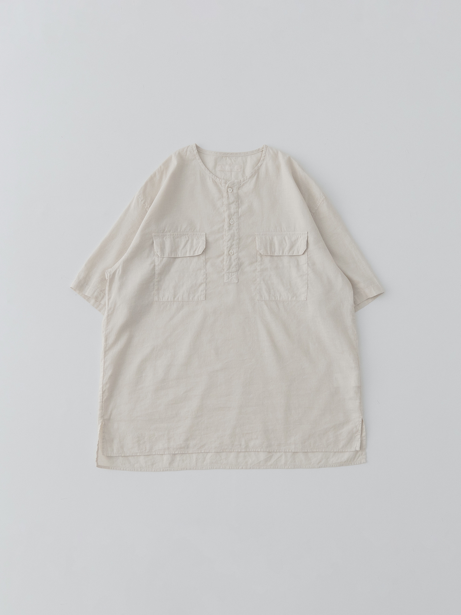 [UpcycleLino] Ethical Dyed Henley Neck Short-Sleeve Shirt