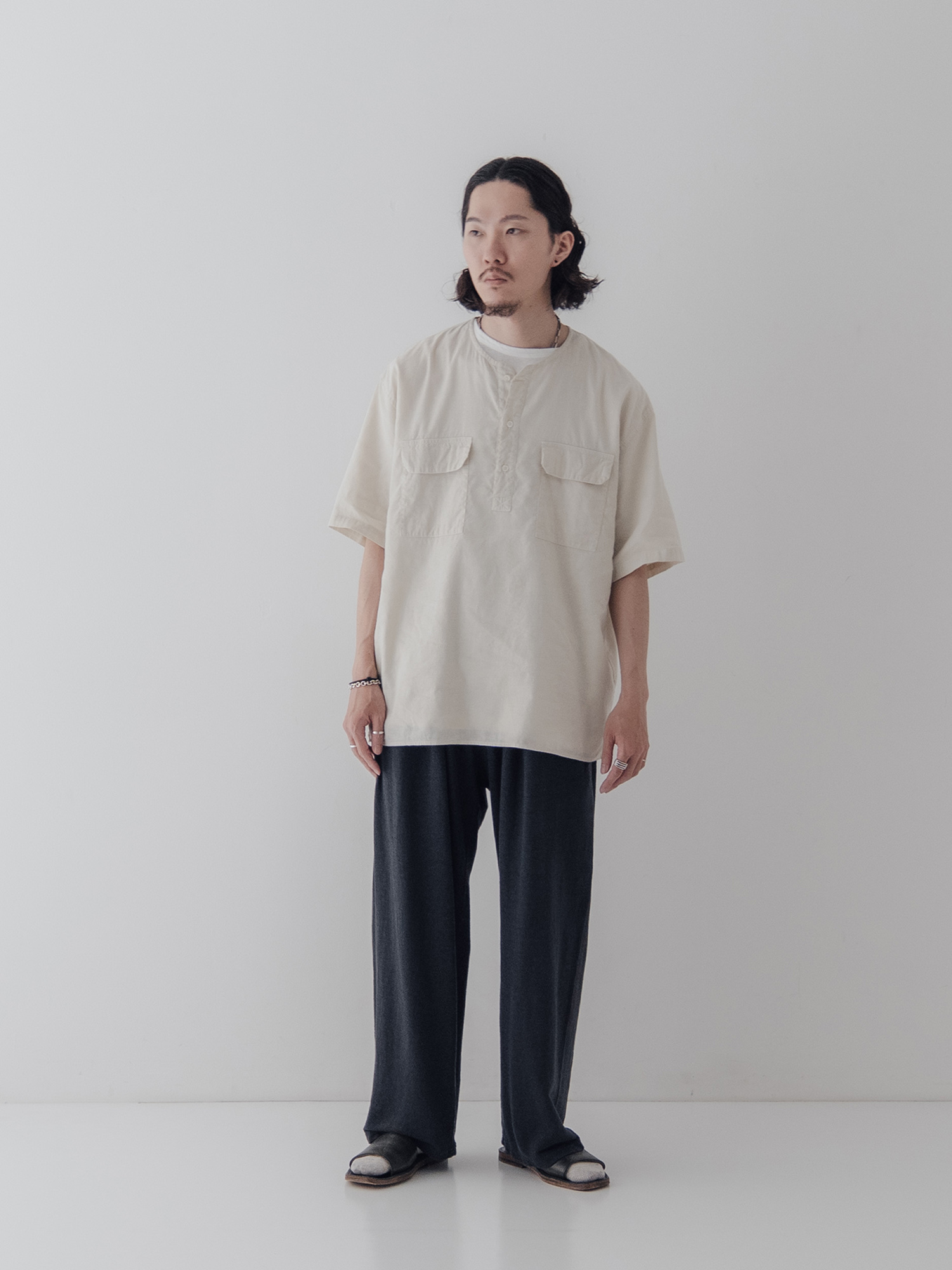 エシカルダイシャツ長袖の着用画像