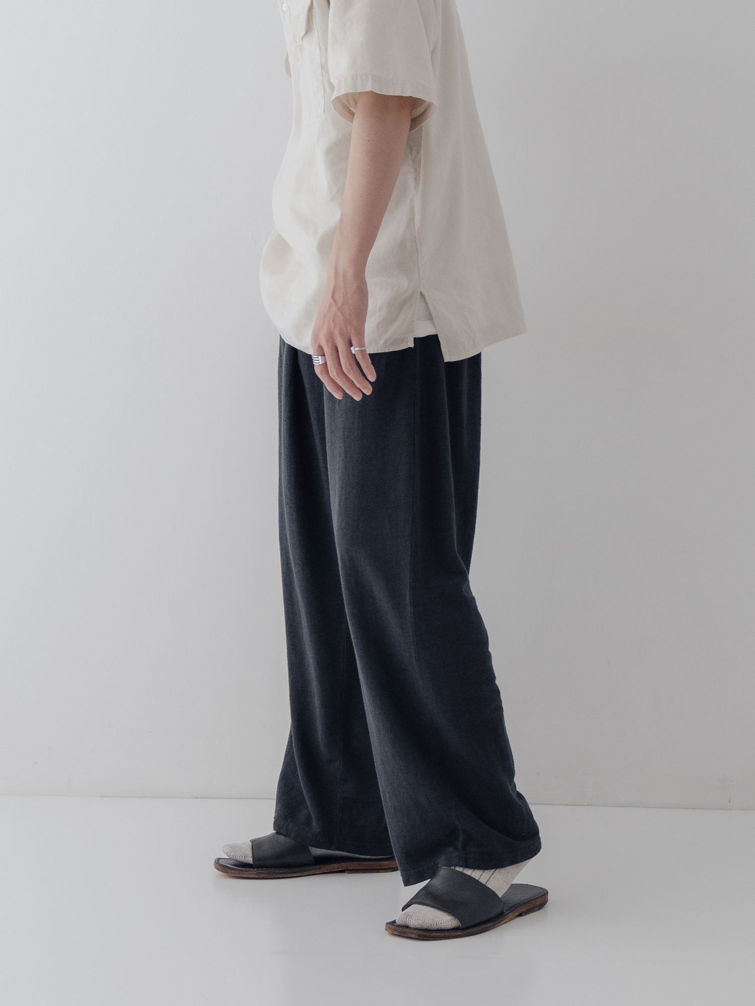 エシカルダイシャツ長袖の着用画像