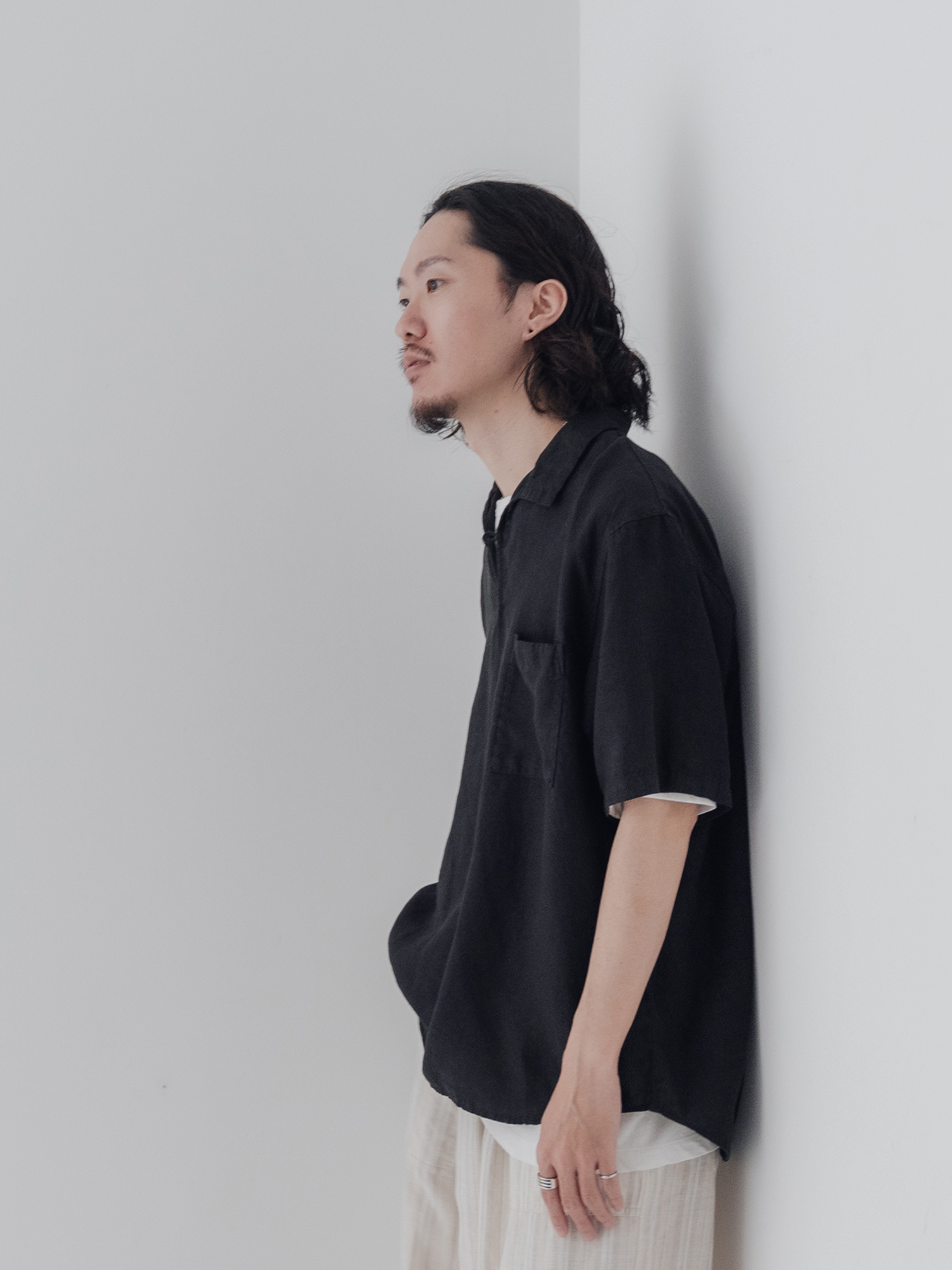 スキッパーシャツの着用画像